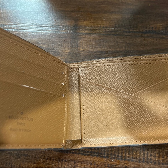 Louis Vuitton wallet - Picture 3 of 4